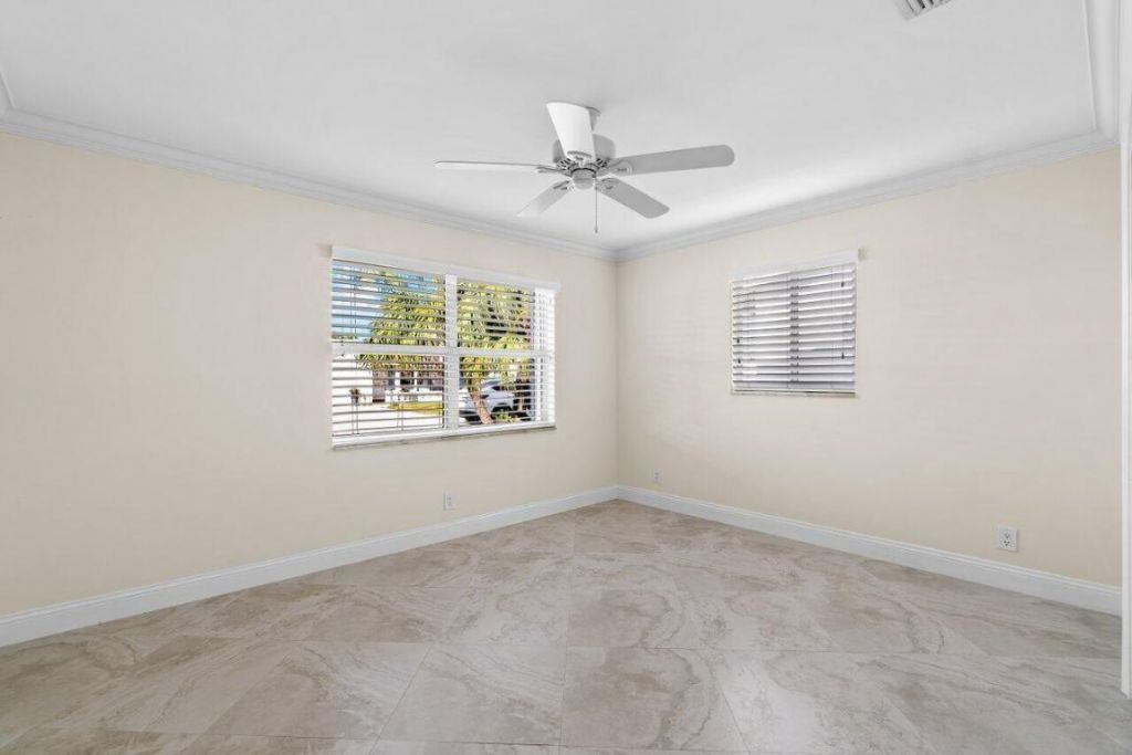 2096 SW 13th Terrace, Boynton Beach, FL 33426 Photo