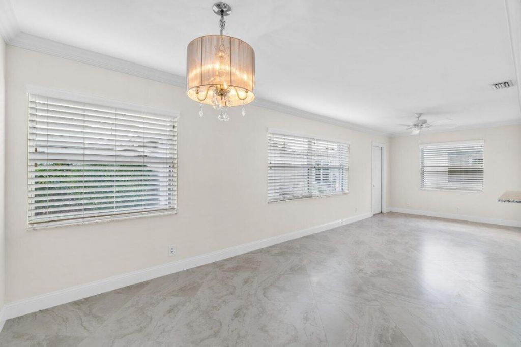 2096 SW 13th Terrace, Boynton Beach, FL 33426 Photo