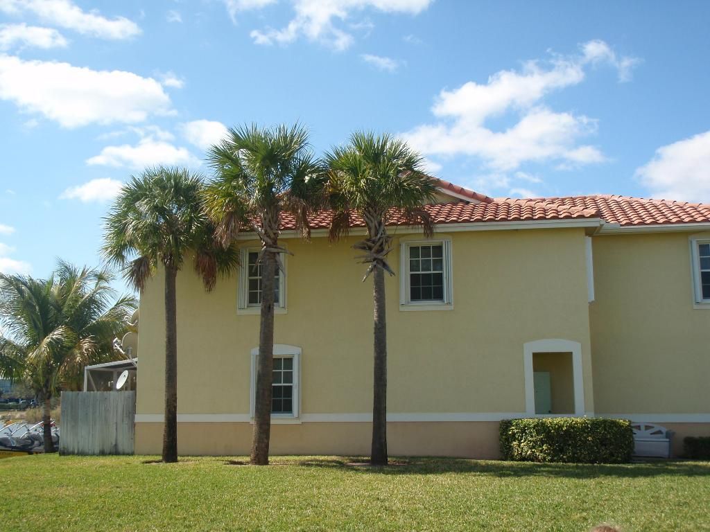 4083 Crystal Lake Drive, Unit 4083, Deerfield Beach, FL 33064 Photo