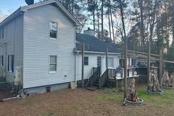 210 Quaker Road photo 4