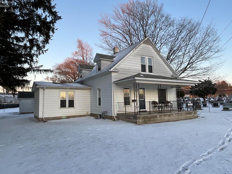 246 Spring Street, Clyde, OH 43410 Photo 2