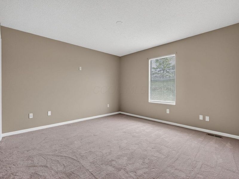 1640 Butterfly Court, Columbus, OH 43223 Photo 8