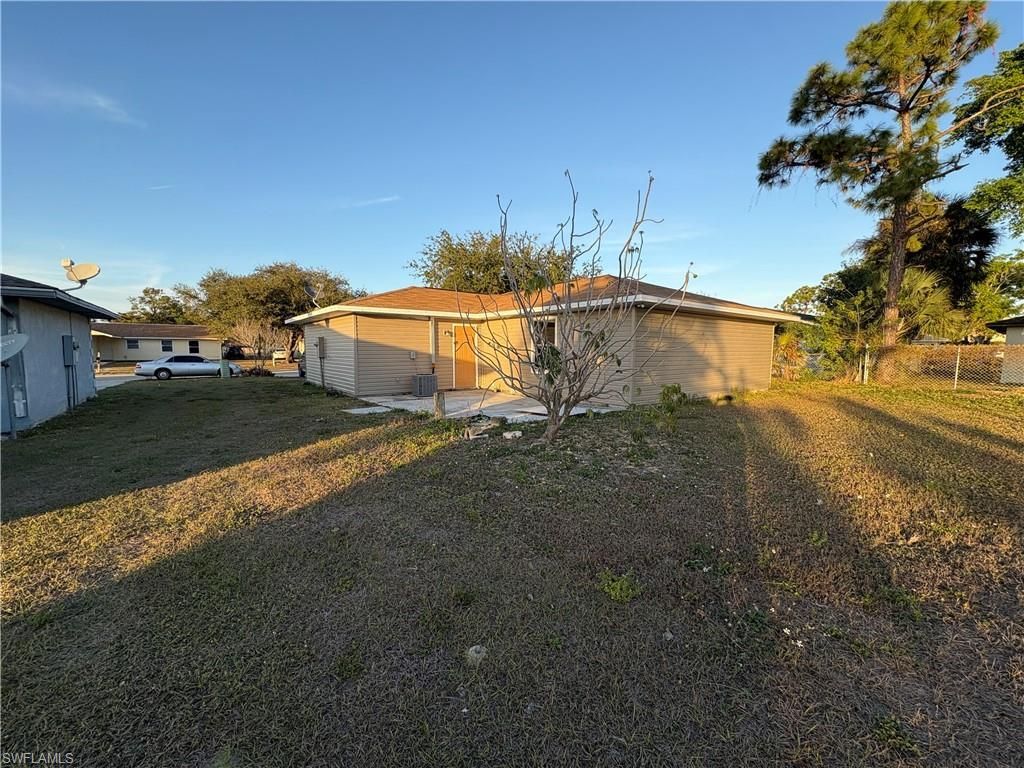 3758 Minnesota Dr E, Fort Myers, FL 33916 Photo