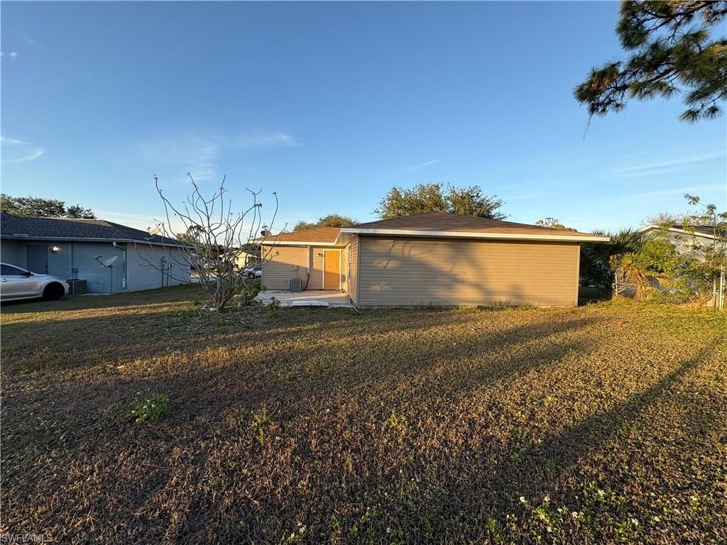 3758 Minnesota Dr E, Fort Myers, FL 33916 Photo