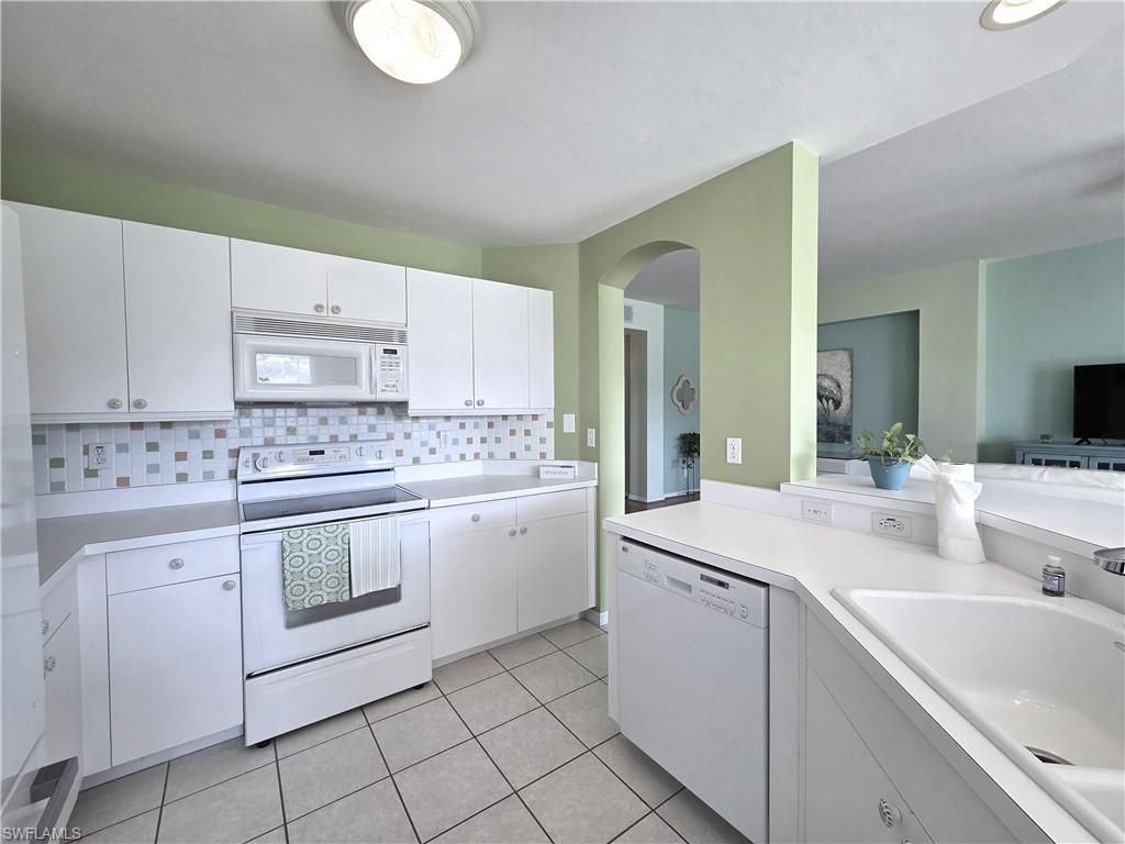 23034 Lone Oak Dr, Estero, FL 33928 Photo