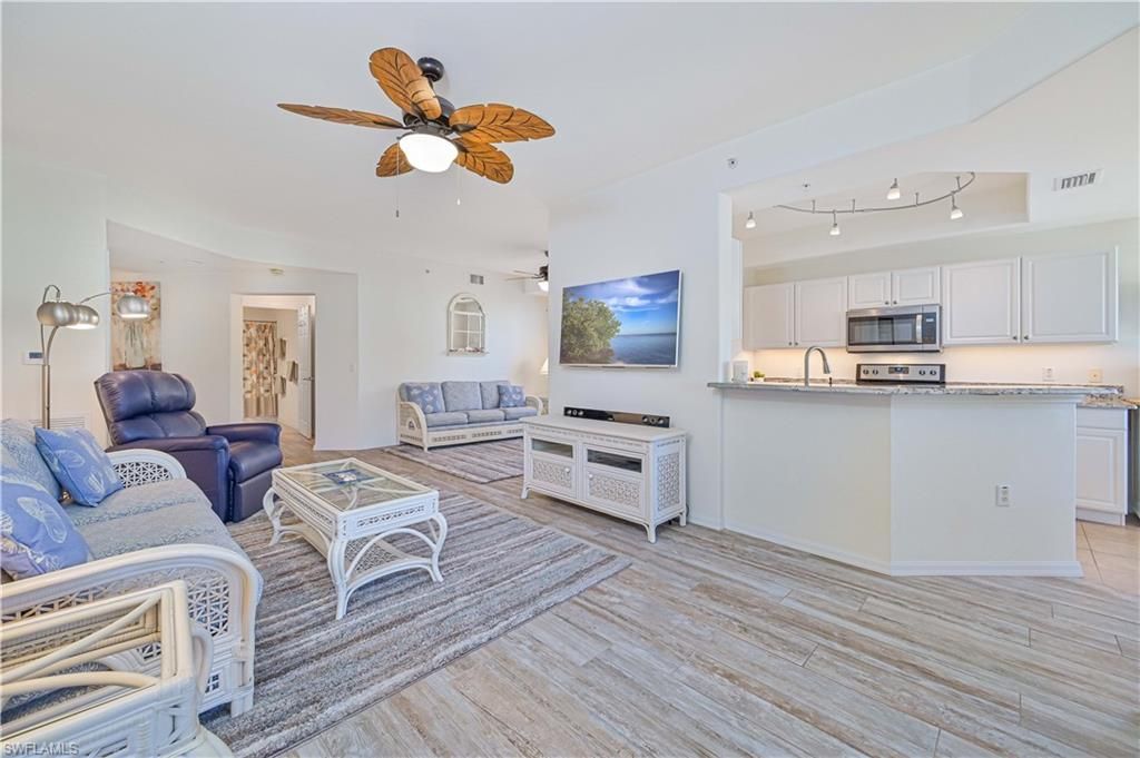 11660 Navarro Way, Unit 1207, Fort Myers, FL 33908 Photo
