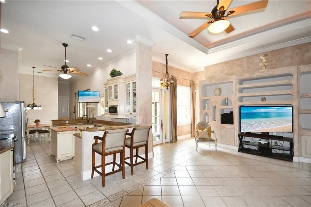 1829 Piccadilly Cir, Cape Coral, FL 33991 Photo