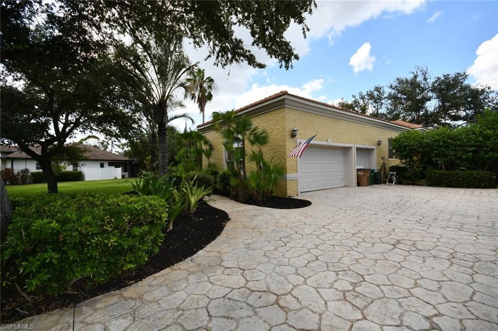 1829 Piccadilly Cir, Cape Coral, FL 33991 Photo