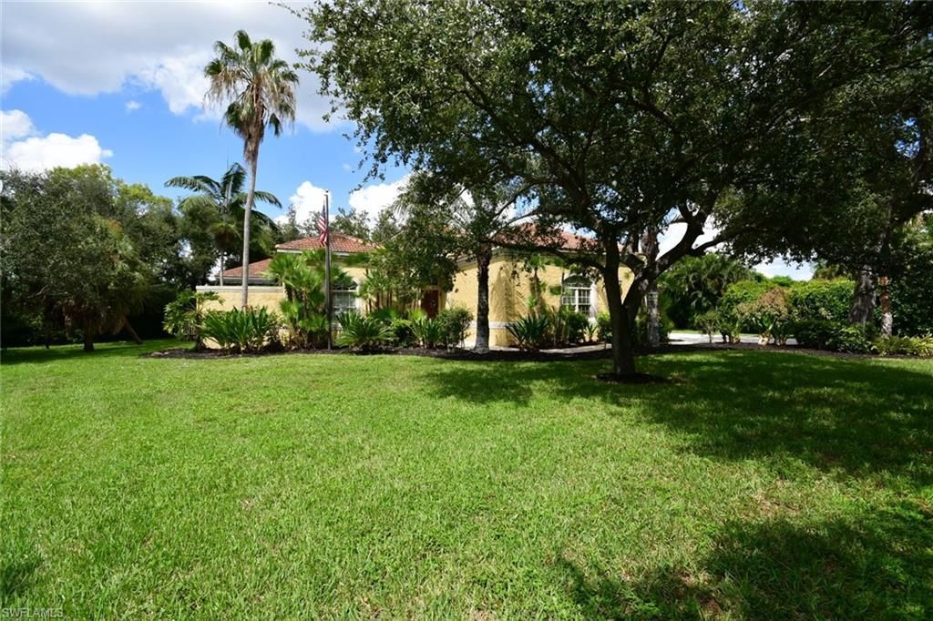 1829 Piccadilly Cir, Cape Coral, FL 33991 Photo