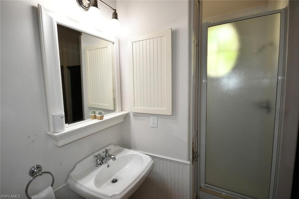 1829 Piccadilly Cir, Cape Coral, FL 33991 Photo