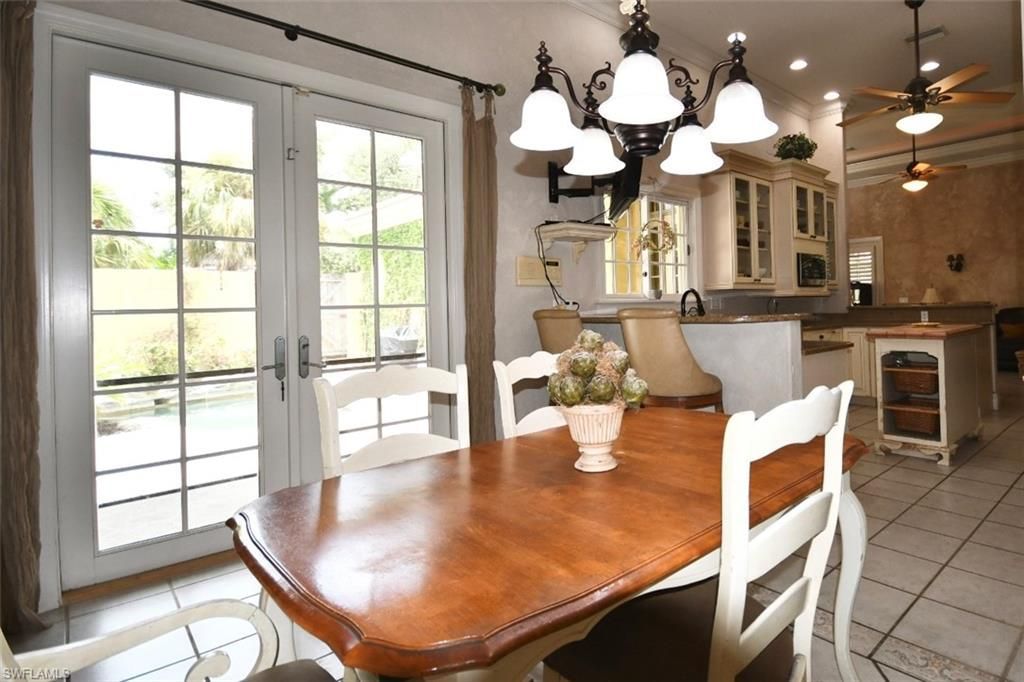 1829 Piccadilly Cir, Cape Coral, FL 33991 Photo