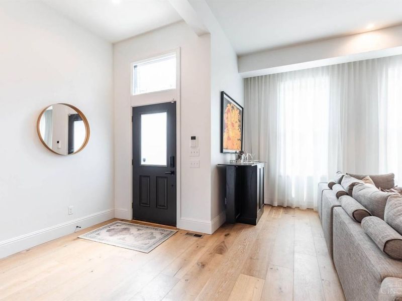 28 Findlay Street, Cincinnati, OH 45202 Photo 4