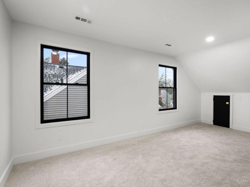 7025 Wallace Avenue, Madeira, OH 45243 Photo 32