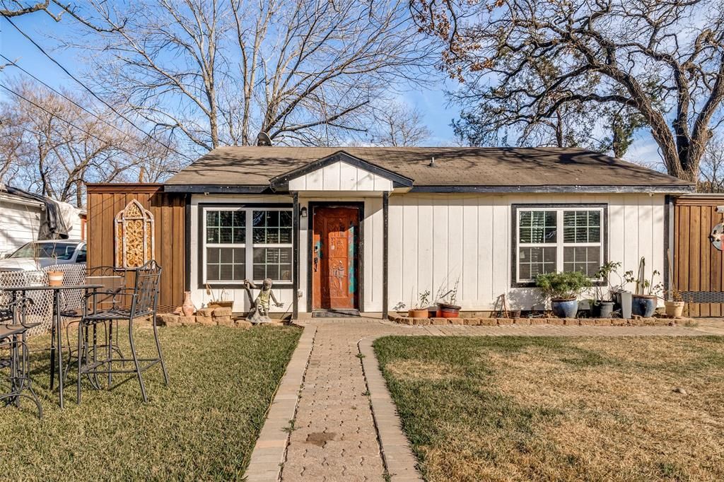 650 Pleasant Oaks Drive, Dallas, TX 75217 Main Photo