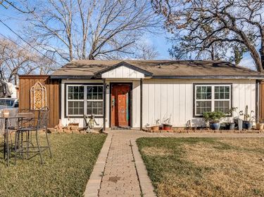 650 Pleasant Oaks Drive, Dallas, TX 75217