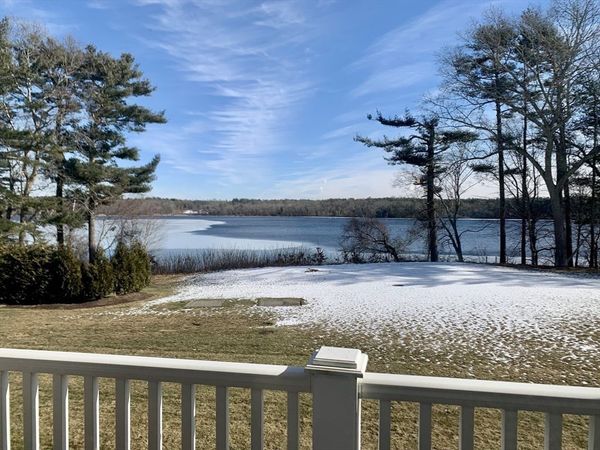 57 Long Point Rd., Unit 104, Lakeville, MA 02347