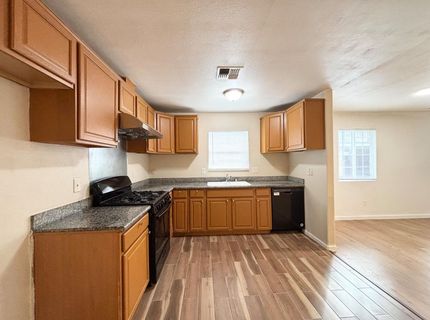 9566 Emerald Park Dr, Elk Grove, CA 95624 Photo