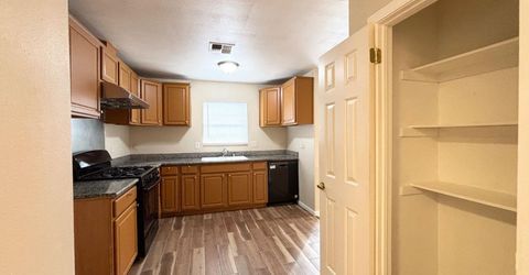 9566 Emerald Park Dr, Elk Grove, CA 95624 Photo