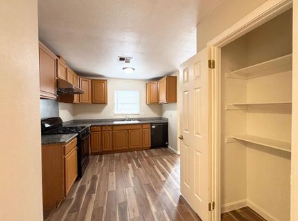 9566 Emerald Park Dr, Elk Grove, CA 95624 Photo