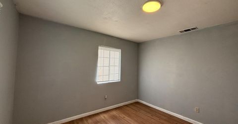 9566 Emerald Park Dr, Elk Grove, CA 95624 Photo