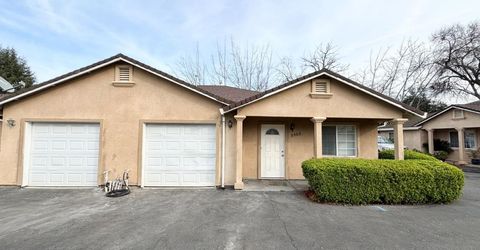 9566 Emerald Park Dr, Elk Grove, CA 95624 Photo