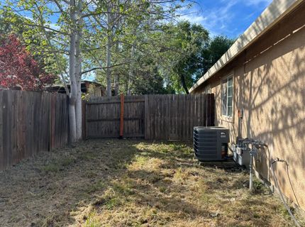 9566 Emerald Park Dr, Elk Grove, CA 95624 Photo