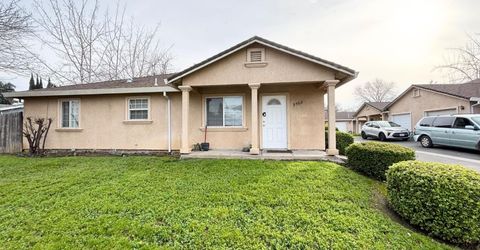 9566 Emerald Park Dr, Elk Grove, CA 95624 Photo