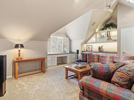 1749 Haggin Grove Way, Carmichael, CA 95608 Photo