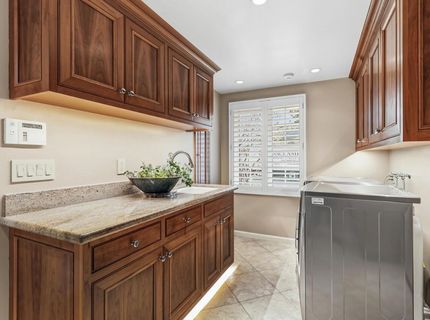 1749 Haggin Grove Way, Carmichael, CA 95608 Photo