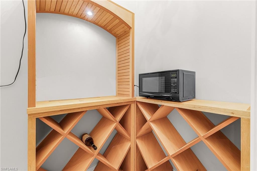 1733 Supreme Ct, Naples, FL 34110 Photo