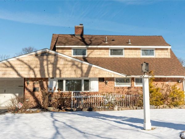 2155 Salisbury Park Drive, Westbury, NY 11590