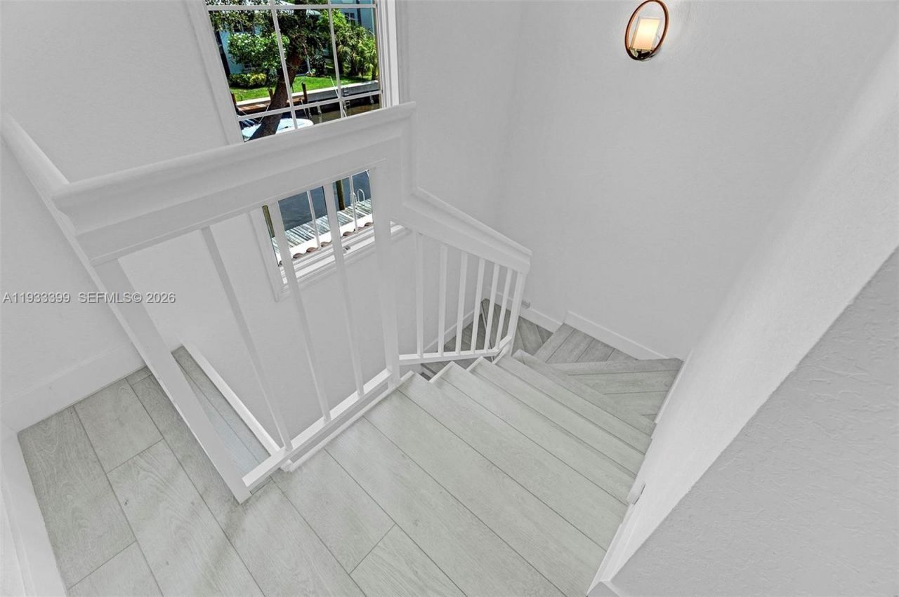 1105 Lake Shore Dr, Unit 202, Lake Park, FL 33403 Photo