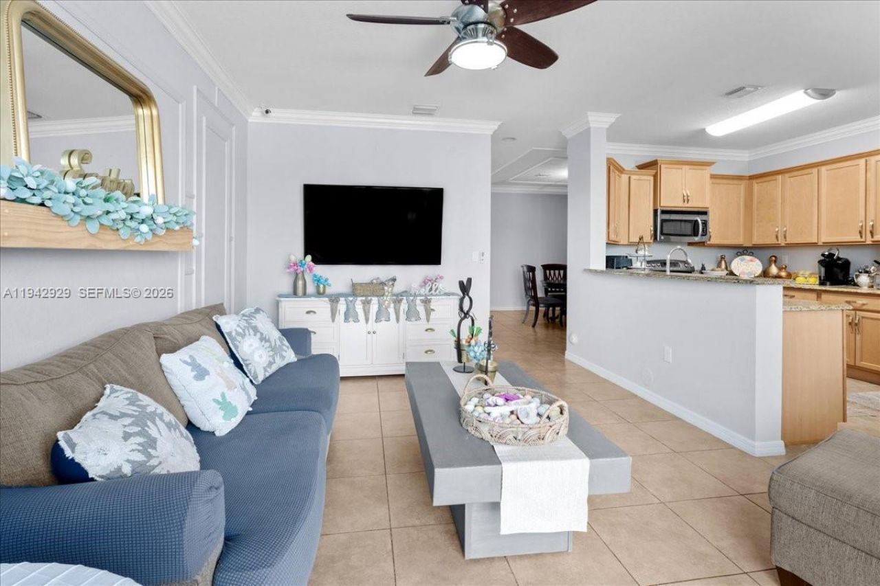 561 NE 33rd Ter, Homestead, FL 33033 Photo