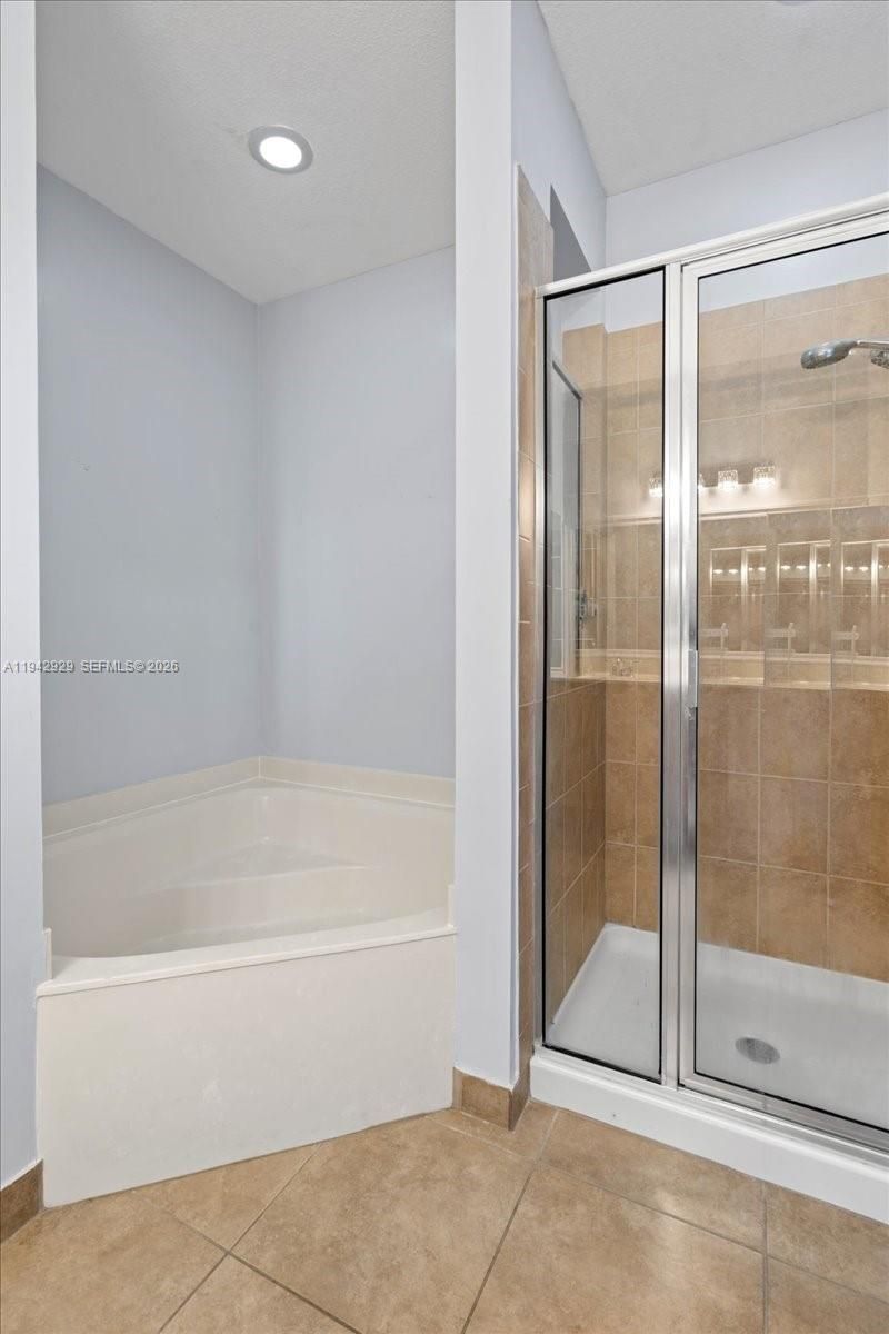 561 NE 33rd Ter, Homestead, FL 33033 Photo