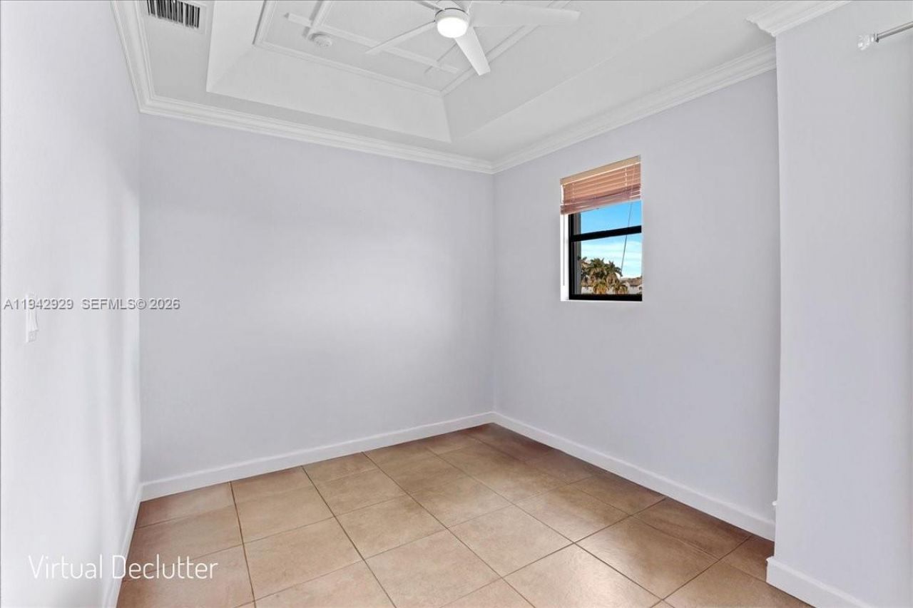 561 NE 33rd Ter, Homestead, FL 33033 Photo