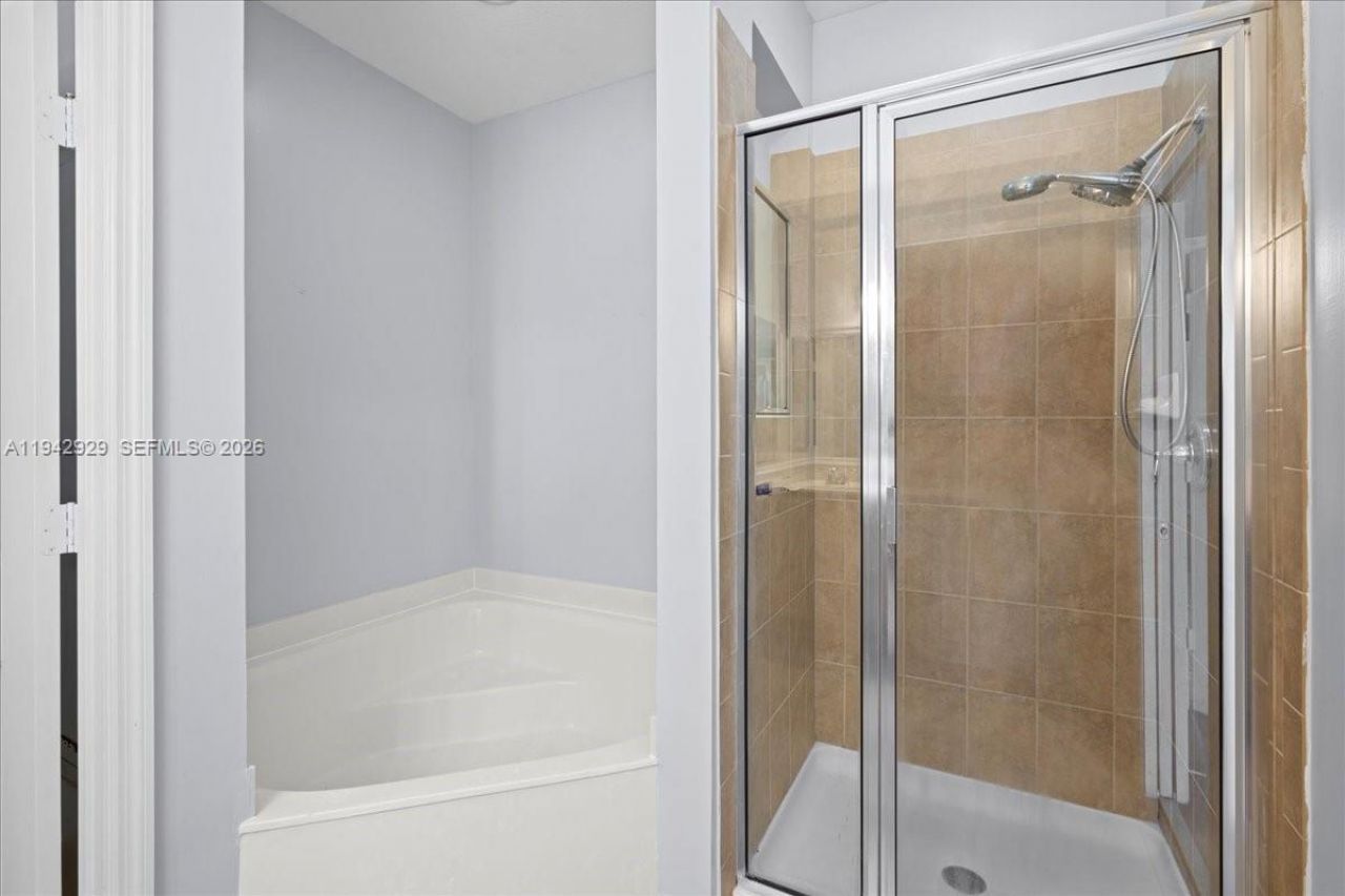 561 NE 33rd Ter, Homestead, FL 33033 Photo