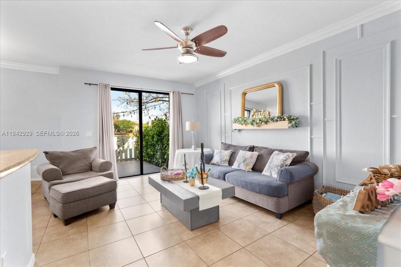 561 NE 33rd Ter, Homestead, FL 33033 Photo