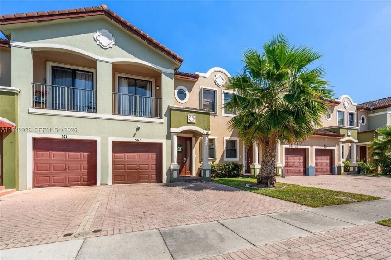 561 NE 33rd Ter, Homestead, FL 33033 Photo