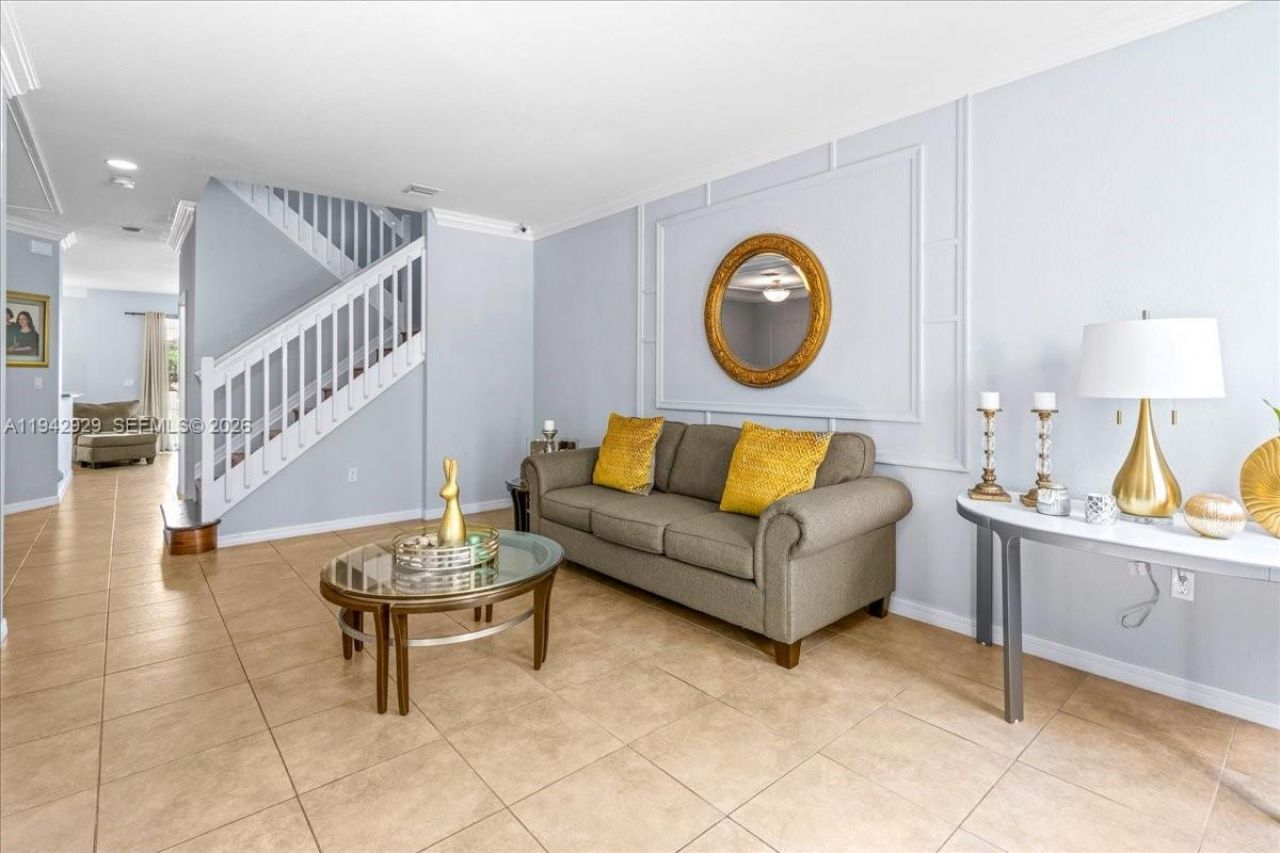 561 NE 33rd Ter, Homestead, FL 33033 Photo