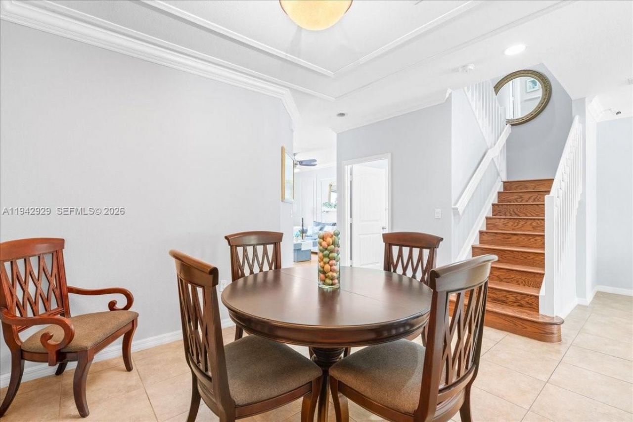 561 NE 33rd Ter, Homestead, FL 33033 Photo