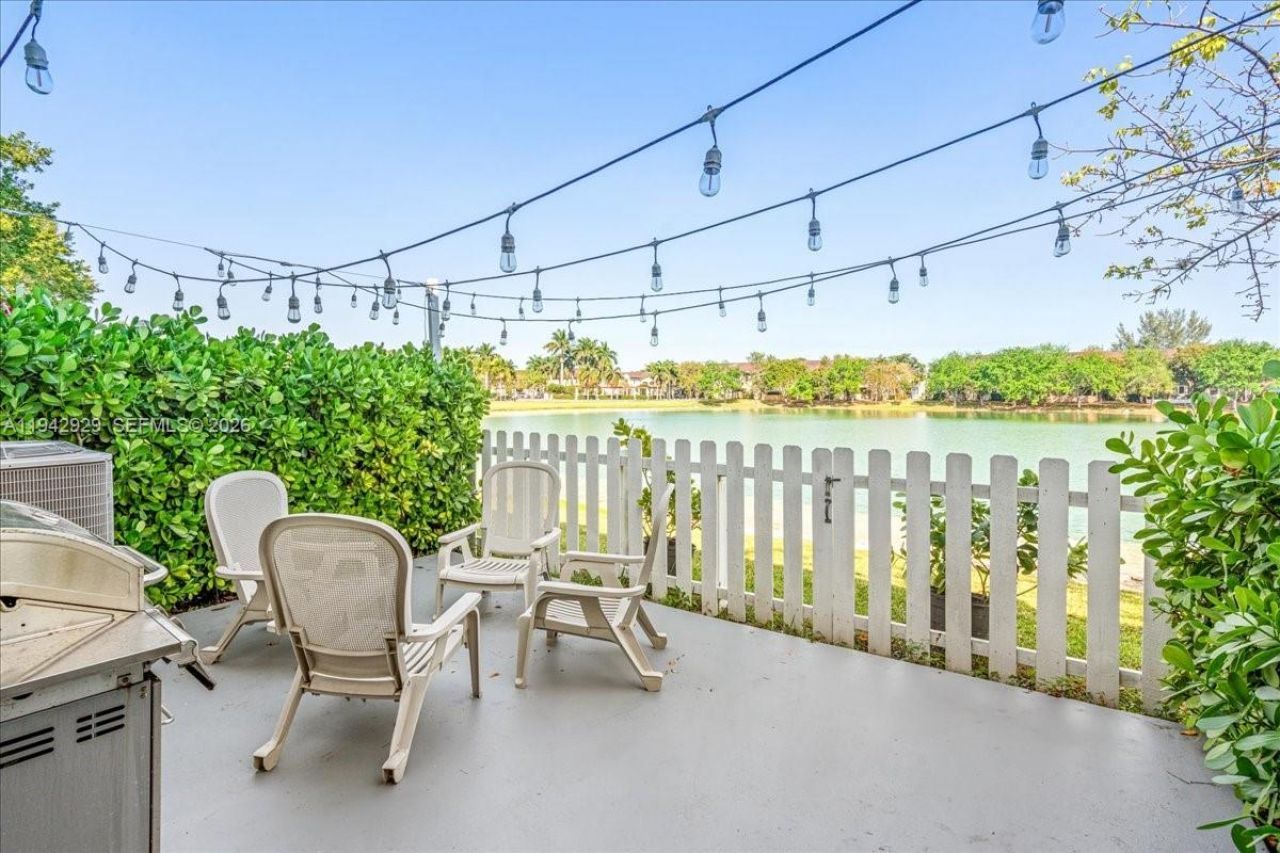 561 NE 33rd Ter, Homestead, FL 33033 Photo