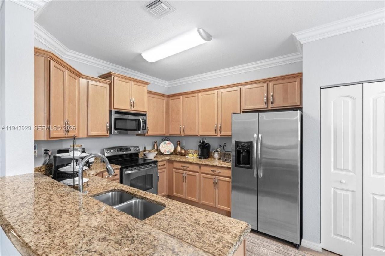 561 NE 33rd Ter, Homestead, FL 33033 Photo