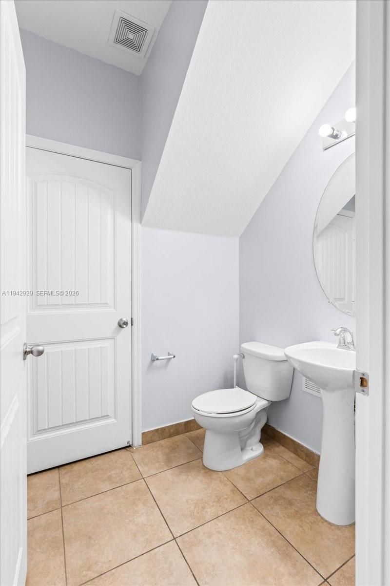 561 NE 33rd Ter, Homestead, FL 33033 Photo