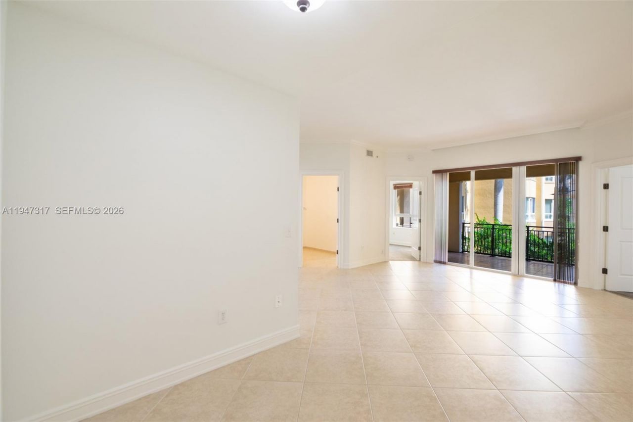 16101 Emerald Estates Dr, Unit 250, Weston, FL 33331 Photo