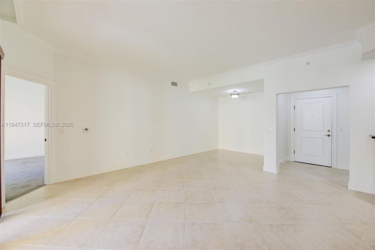 16101 Emerald Estates Dr, Unit 250, Weston, FL 33331 Photo