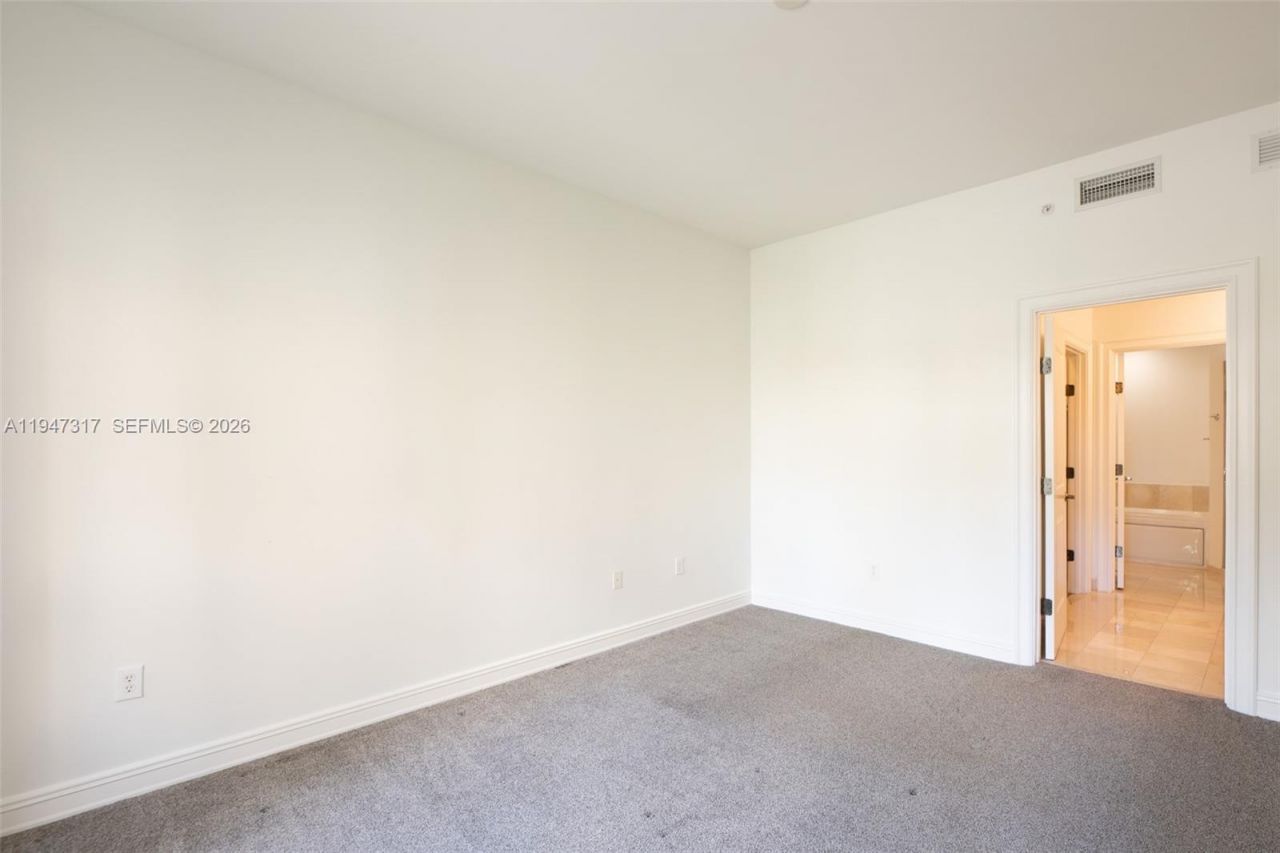 16101 Emerald Estates Dr, Unit 250, Weston, FL 33331 Photo