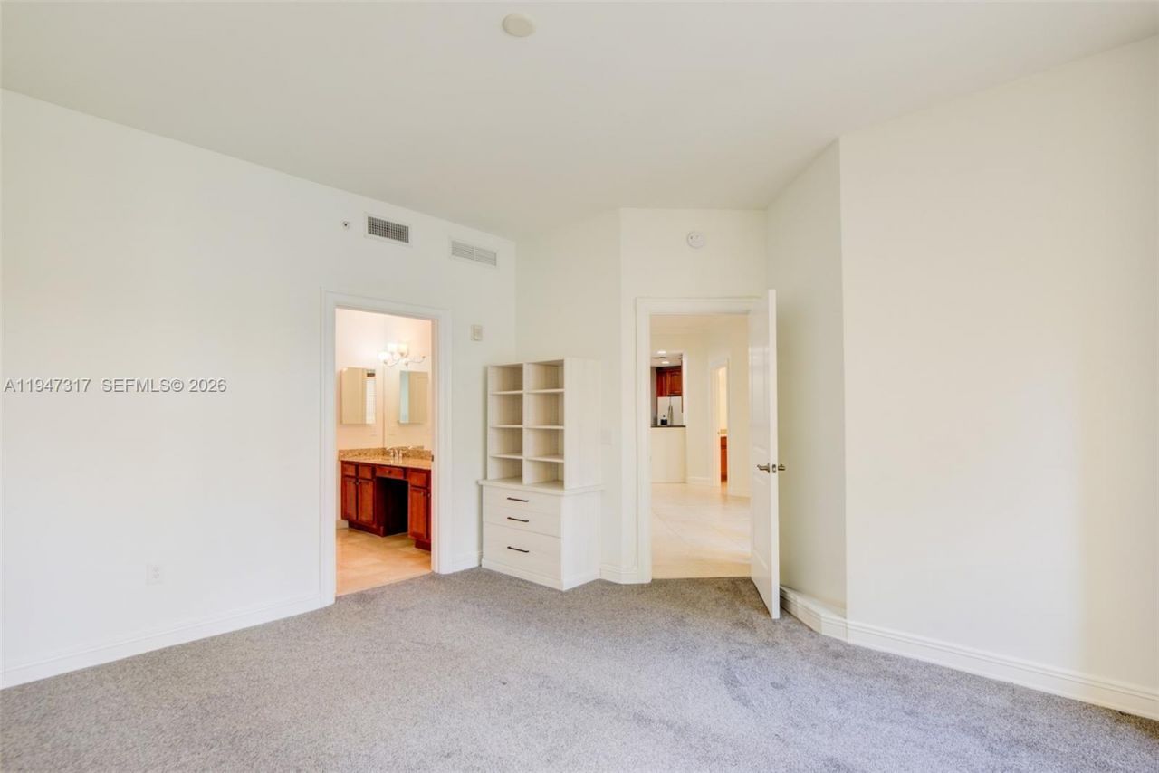 16101 Emerald Estates Dr, Unit 250, Weston, FL 33331 Photo