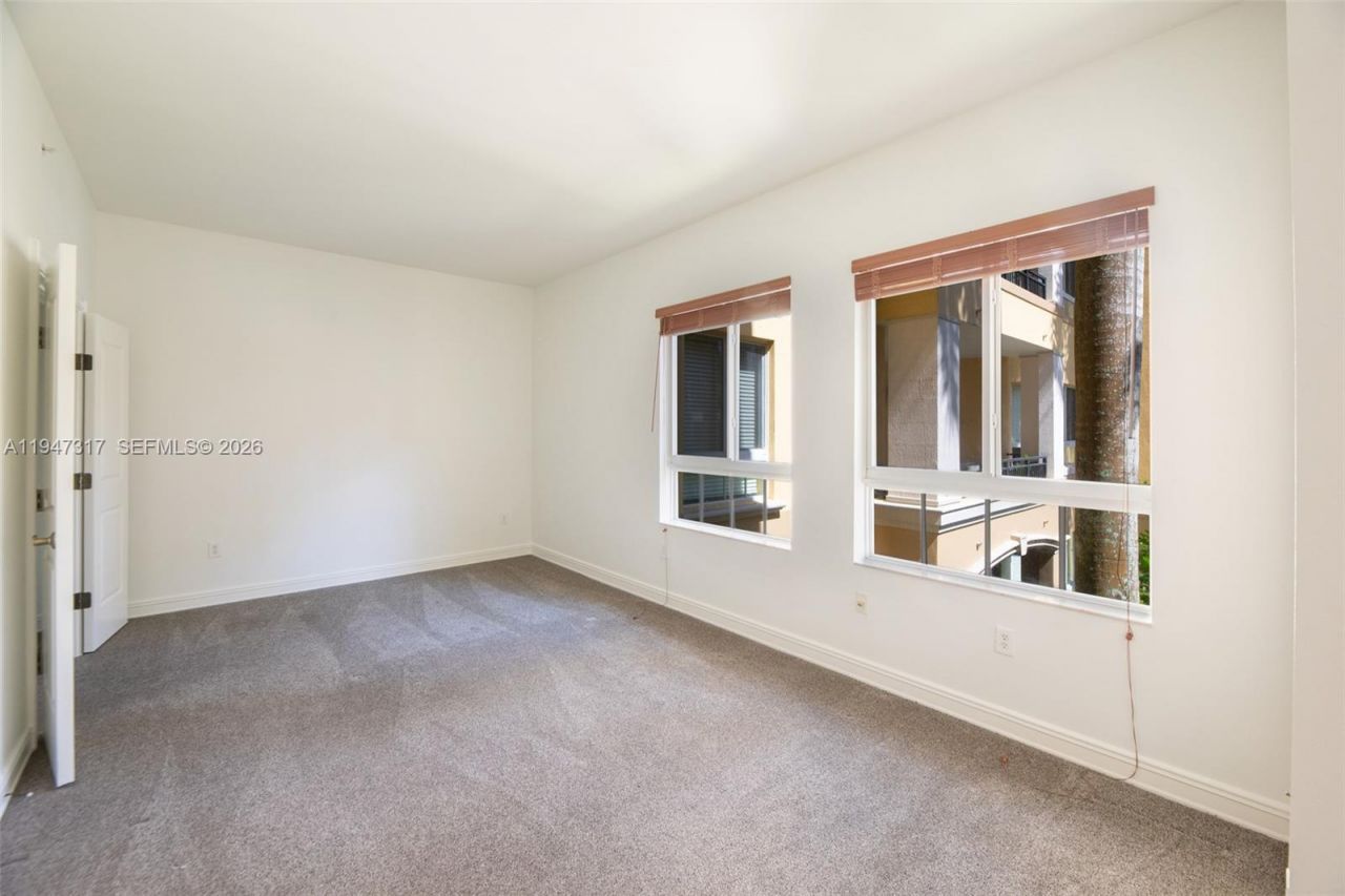 16101 Emerald Estates Dr, Unit 250, Weston, FL 33331 Photo