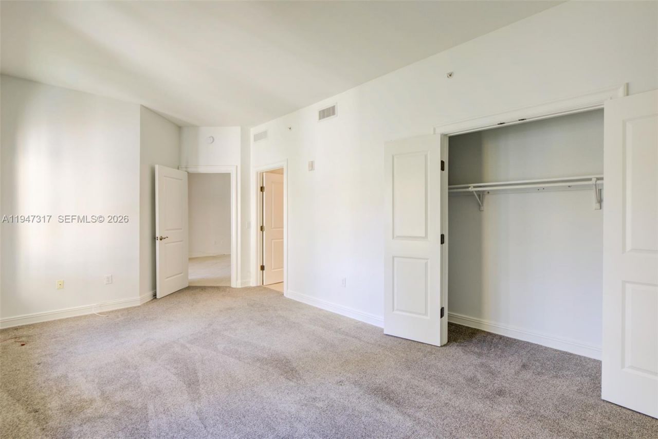 16101 Emerald Estates Dr, Unit 250, Weston, FL 33331 Photo