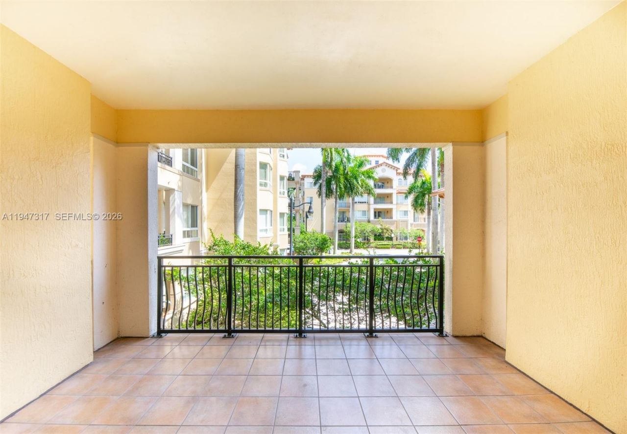 16101 Emerald Estates Dr, Unit 250, Weston, FL 33331 Photo